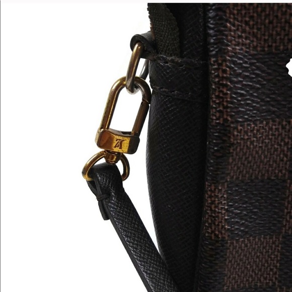 Louis Vuitton makeup bag - Picture 5 of 8